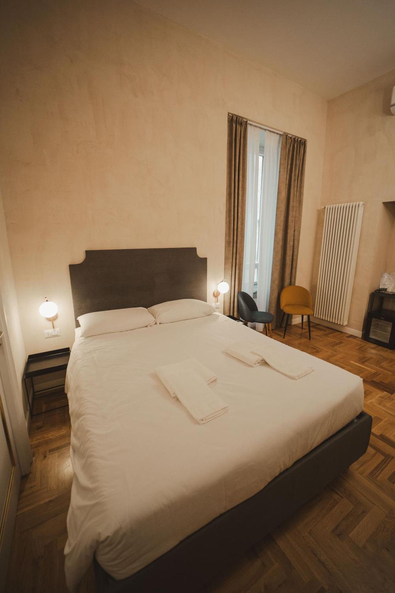 Librai Suite Napoli Bagian luar foto
